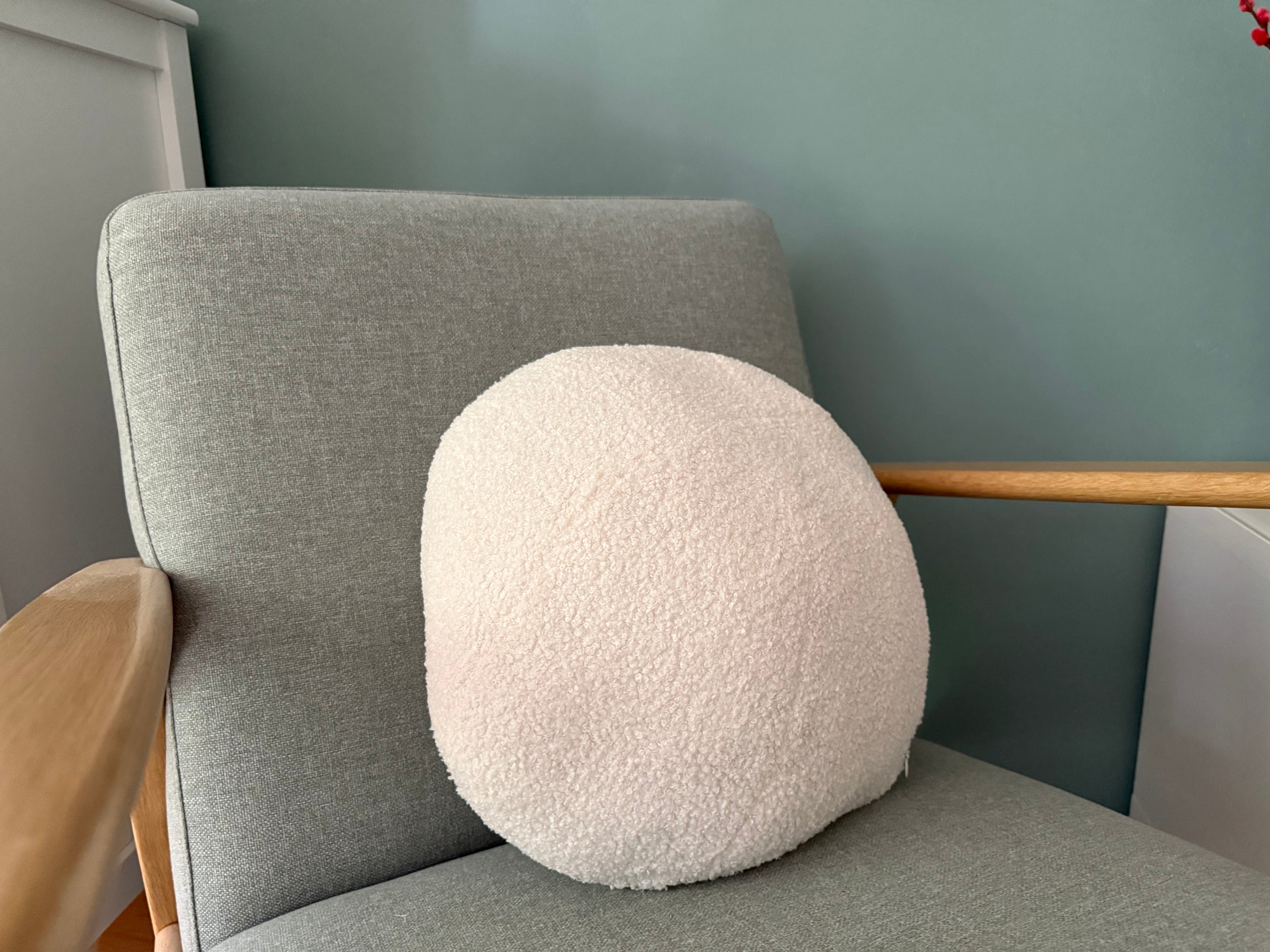 Limitiertes Urban Calm Zierkissen – modern & gemütlich im Sommer