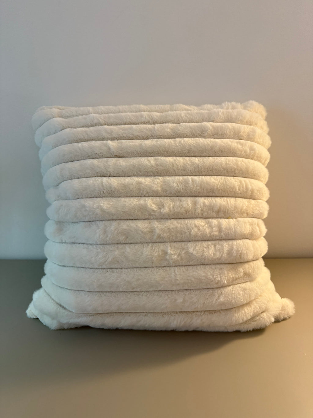 Limitiertes Pure Cloud Dekokissen – elegant & gemütlich im Sommer