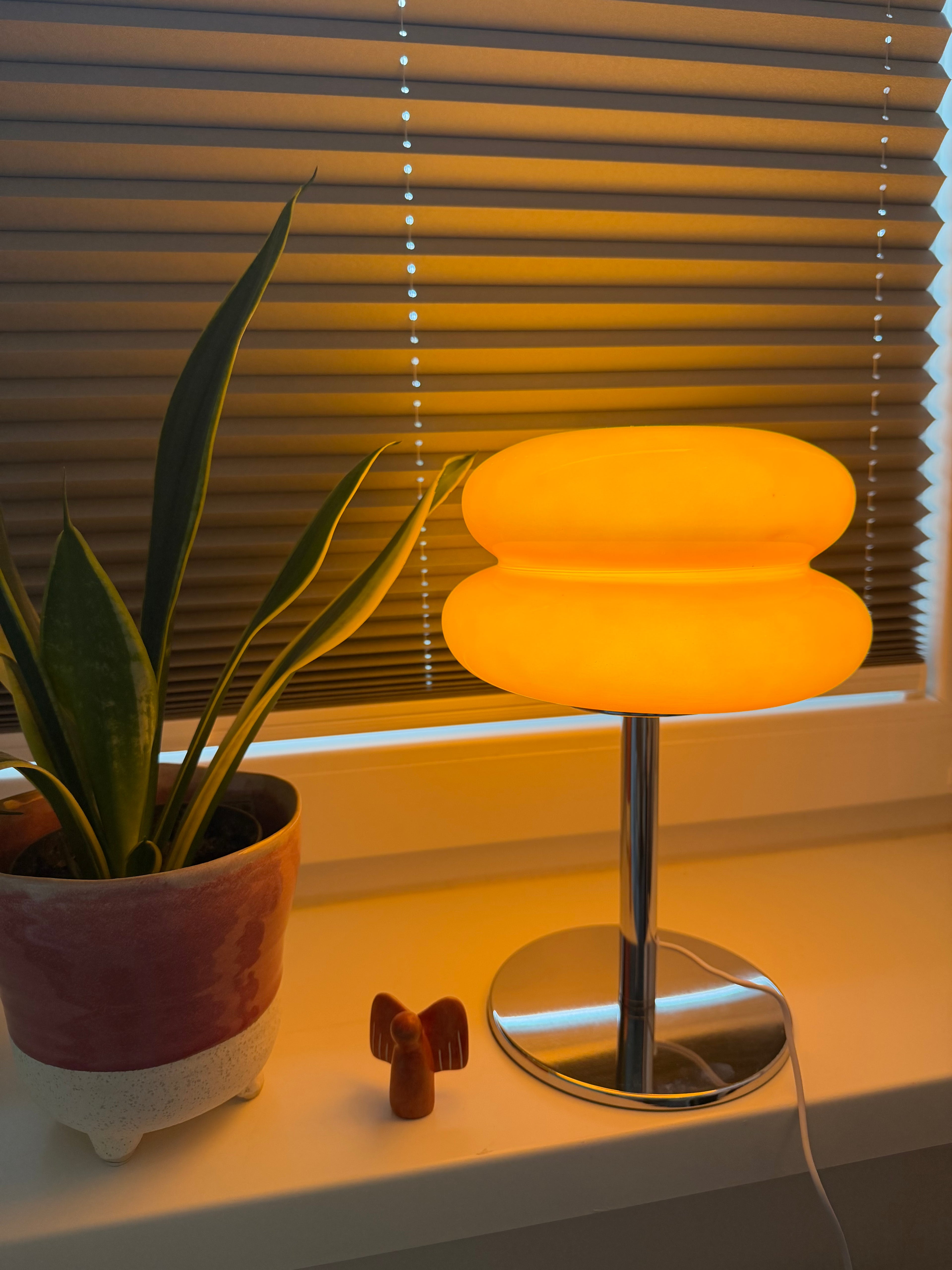 Aurora Flame - Tischlampe - Chromfuß & Kabel – Retro Look