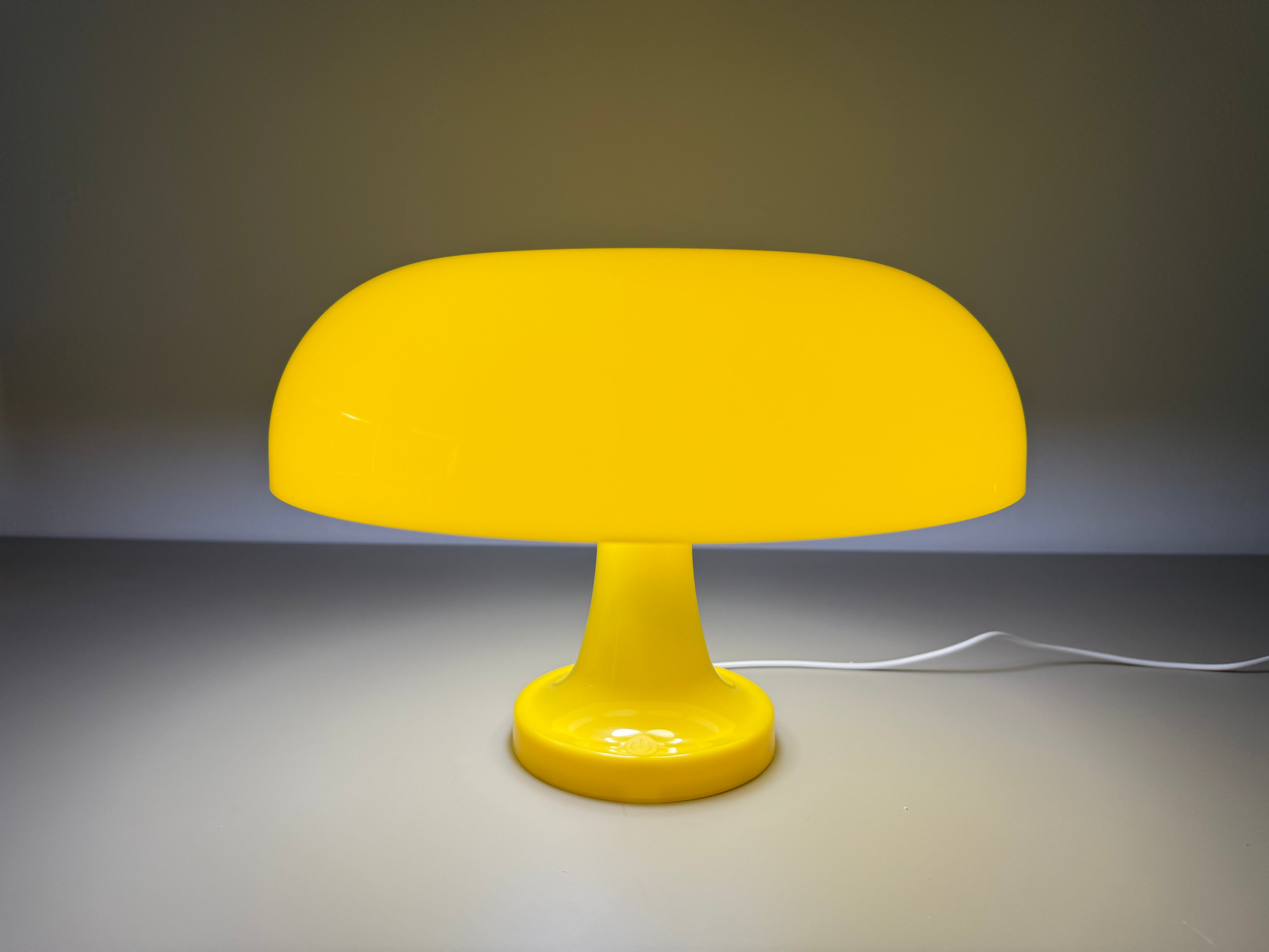 Sunny Shroom – Die gelbe Pilzlampe mit Retro-Vibe