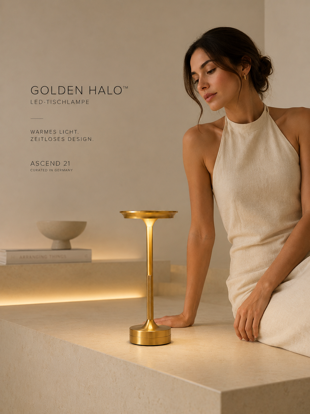ASCEND 21 GOLDEN HALO™ LED-Tischlampe – Goldene Designleuchte – dimmbar mit 3 Lichtfarben – mobile Tischleuchte für Wohnzimmer, Schlafzimmer & Esstisch