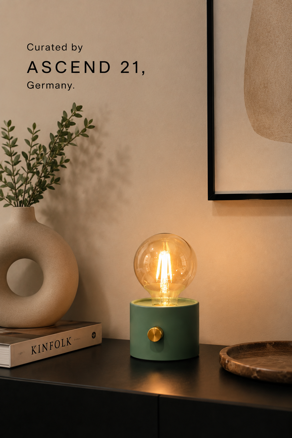 ASCEND 21 Edison Glow Green – Design-Tischlampe mit Glühbirne – Grüne Deko-Leuchte im Retro-Stil – Kunststoffgehäuse – Batteriebetrieben – Glühbirne inklusive – 14,5 x 8 cm