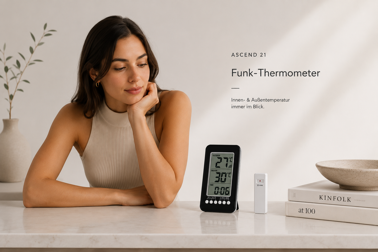 ASCEND 21 Funk-Thermometer mit Außensensor – Digitales Innen- & Außenthermometer mit LCD-Display, Funkübertragung, Min-/Max-Anzeige, Uhrzeit, Tischaufsteller & Wandmontage, Schwarz