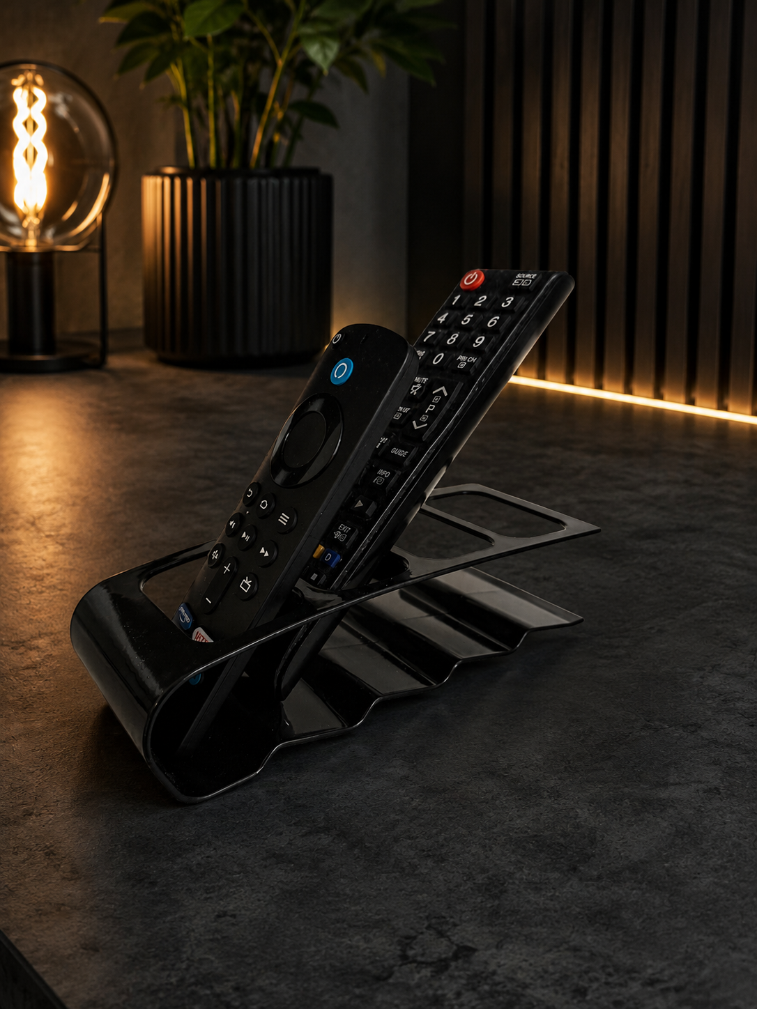 ASCEND 21 RemoteDock Black – Fernbedienungs-Organizer aus Kunstleder – Moderner Tisch-Organizer mit mehreren Fächern für Fernbedienungen, Smartphone & Zubehör – Schwarz