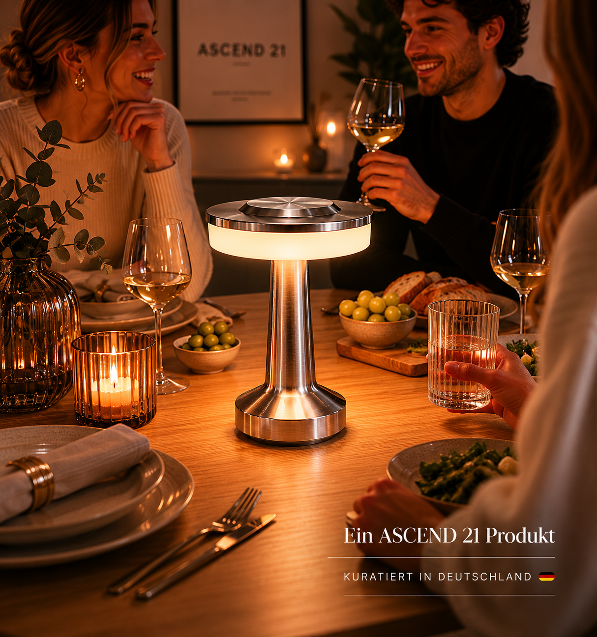 ASCEND 21 Galactic Glow LED Tischlampe Silber – Futuristische Designlampe mit Ambientelicht – Dimmbare Tischleuchte mit Farbmodi für Schlafzimmer, Wohnzimmer & modernes Interior