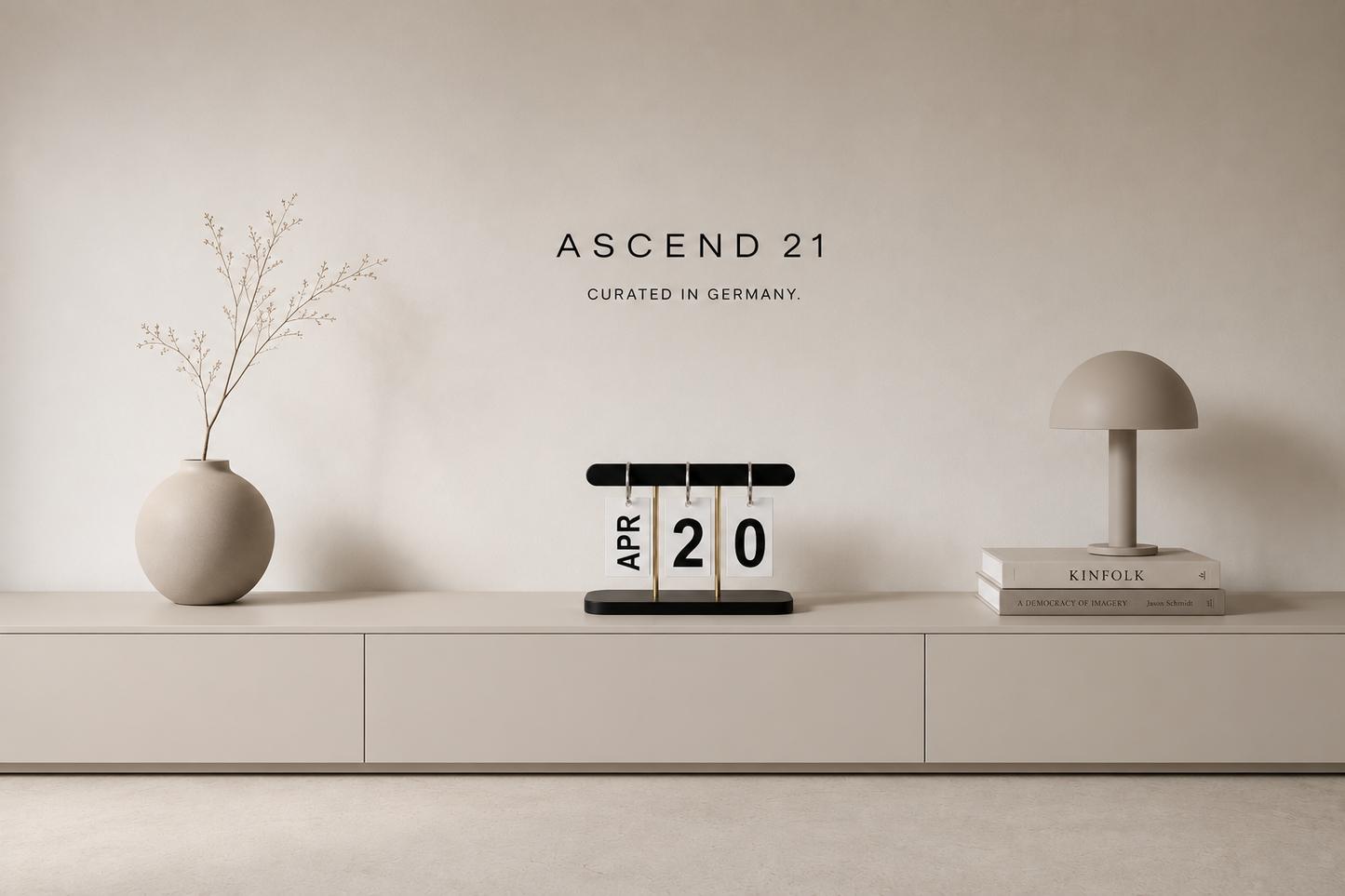 ASCEND 21 Nordic Date – Minimalistischer Tischkalender im skandinavischen Design – Ewiger Kalender aus Holz – Manueller Datumskalender für Schreibtisch, Wohnzimmer, Büro & Home Office – Schwarz