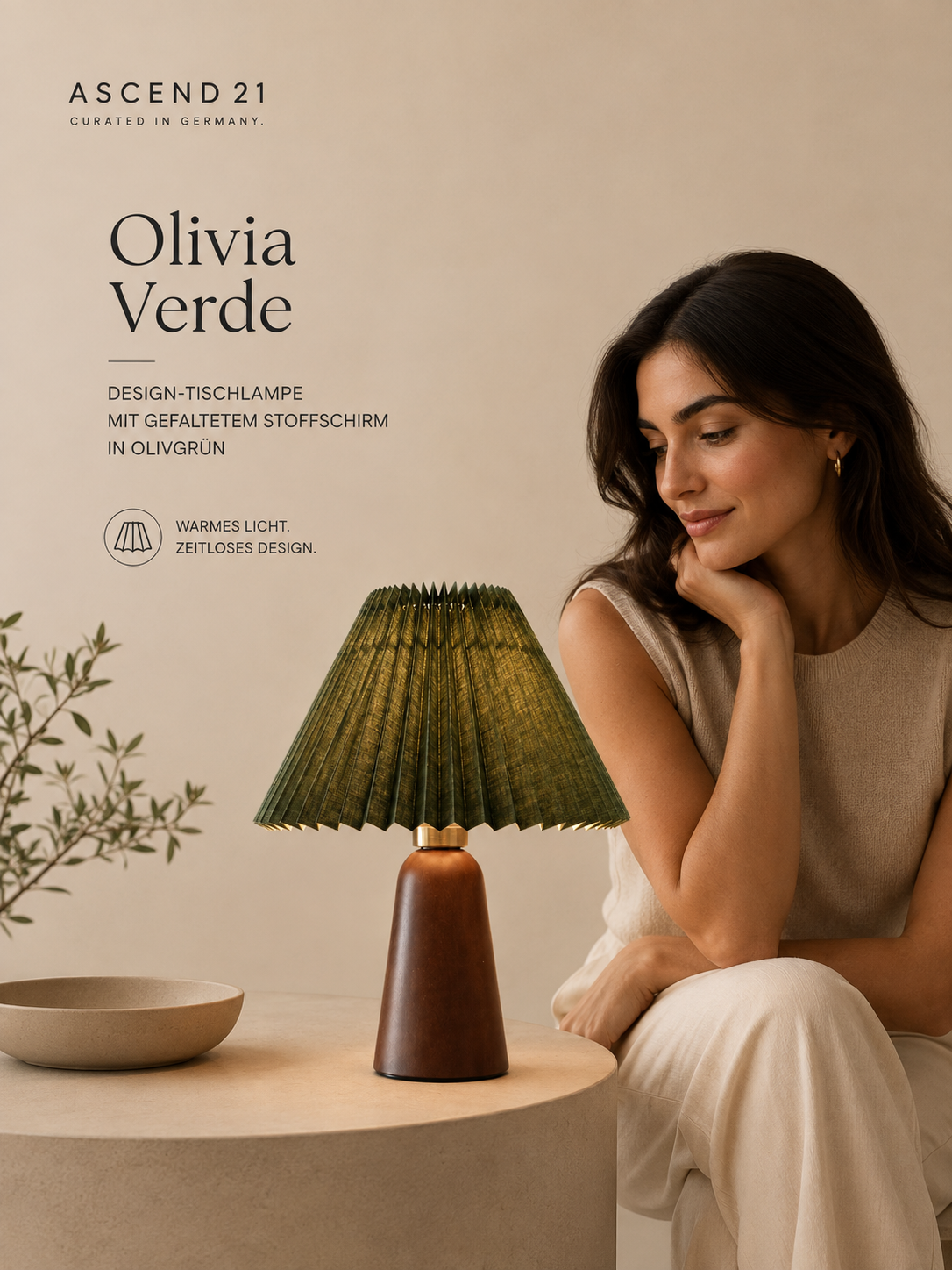 ASCEND 21 Olivia Verde – Design-Tischlampe mit gefaltetem Schirm in Olivgrün
