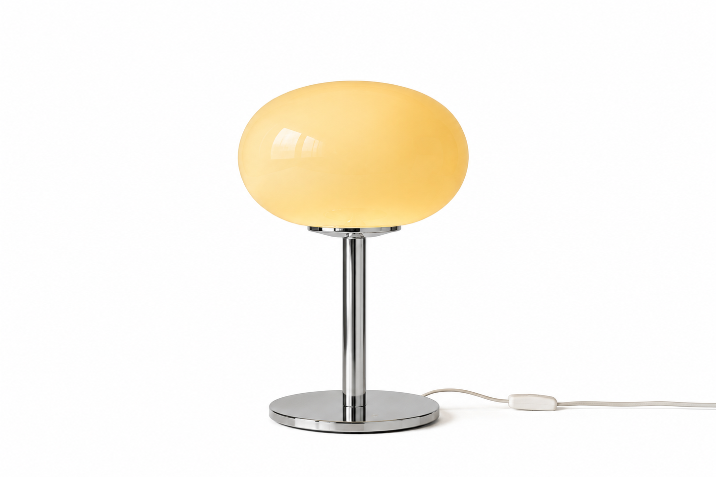 ASCEND 21 Golden Aura – Design-Tischlampe aus Glas & poliertem Chrom-Metall – Cremegelbe Pilzlampe Ø 20 cm – 28 cm Höhe – Elegante Designerleuchte für Wohnzimmer, Schlafzimmer & Sideboard