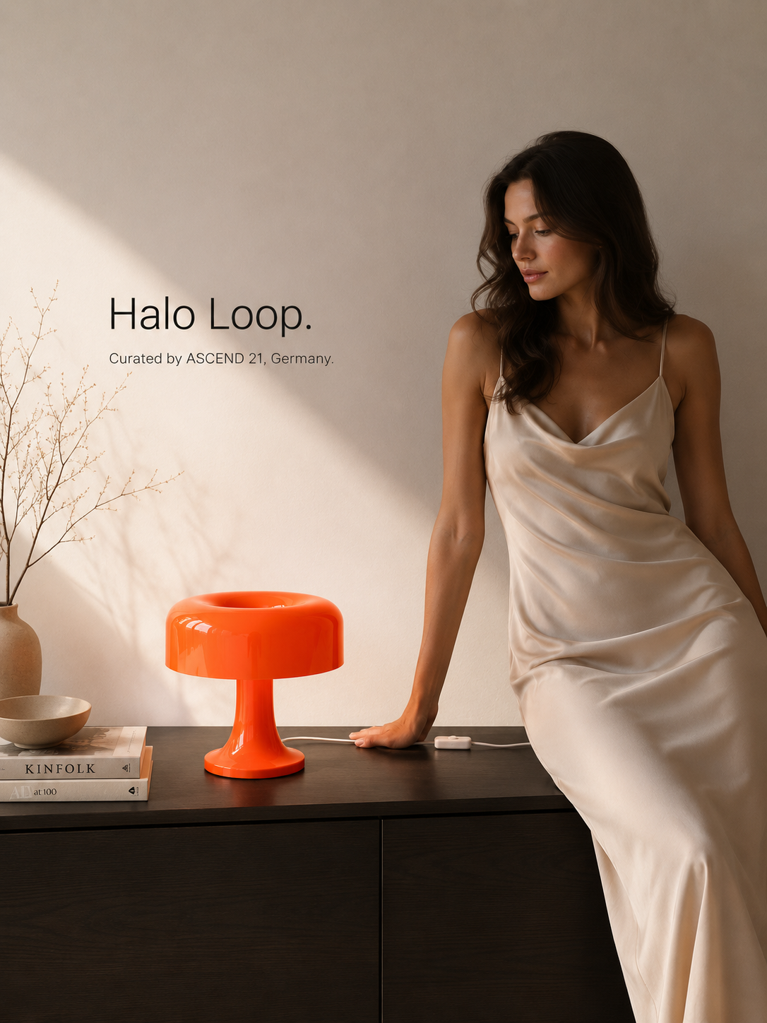 ASCEND 21 Halo Loop – Orange Design-Tischlampe – Moderne Tischlampe im Retro & Mid-Century Stil – 24,5 cm – Statement-Leuchte für Wohnzimmer, Schlafzimmer & Sideboard