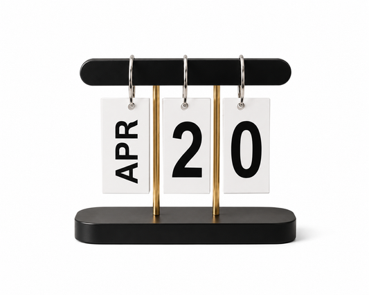ASCEND 21 Nordic Date – Minimalistischer Tischkalender im skandinavischen Design – Ewiger Kalender aus Holz – Manueller Datumskalender für Schreibtisch, Wohnzimmer, Büro & Home Office – Schwarz
