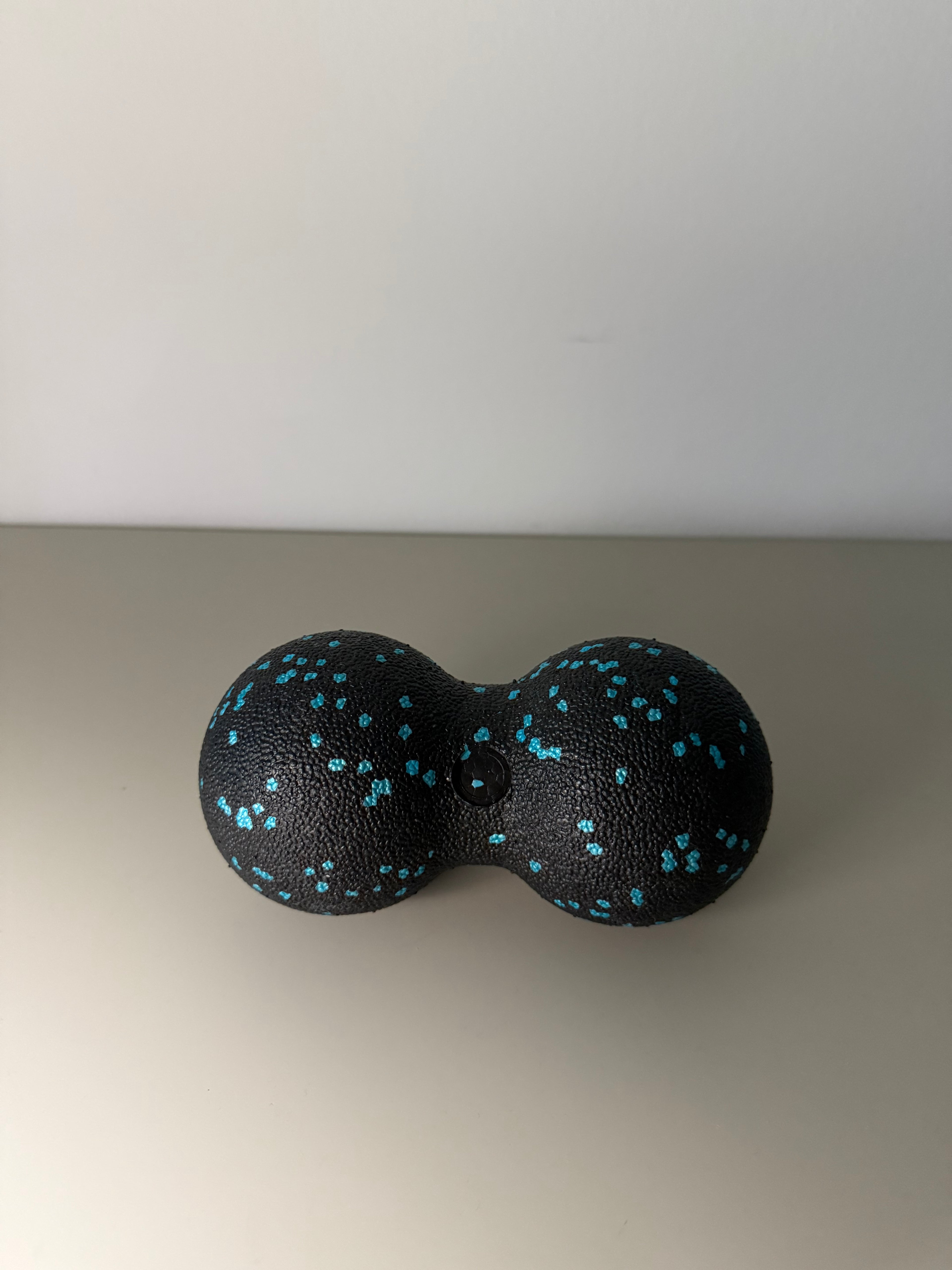 Peanutroll - Die doppelte Faszienrolle für punktgenaue Massage