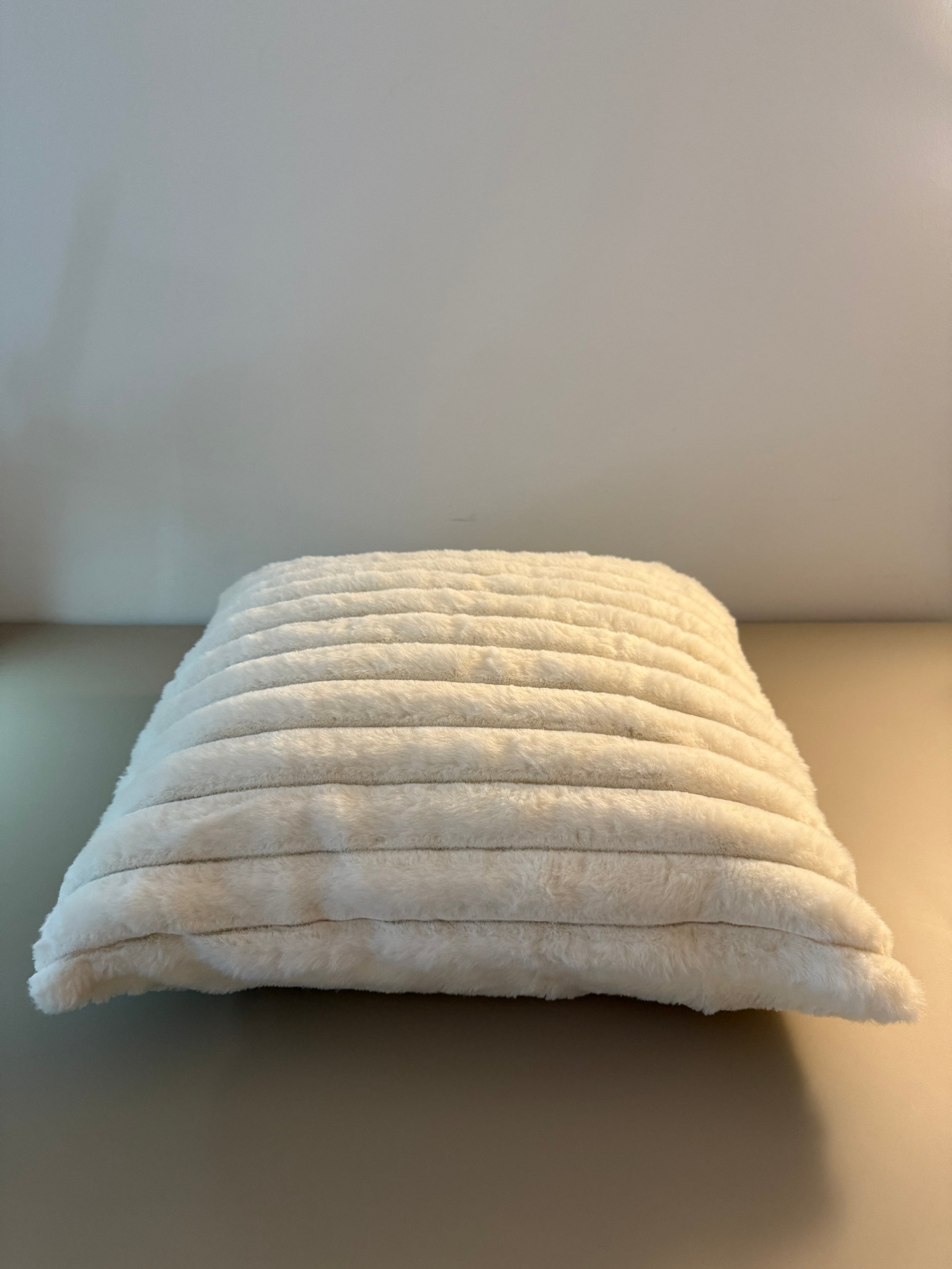 Limitiertes Pure Cloud Dekokissen – elegant & gemütlich im Sommer