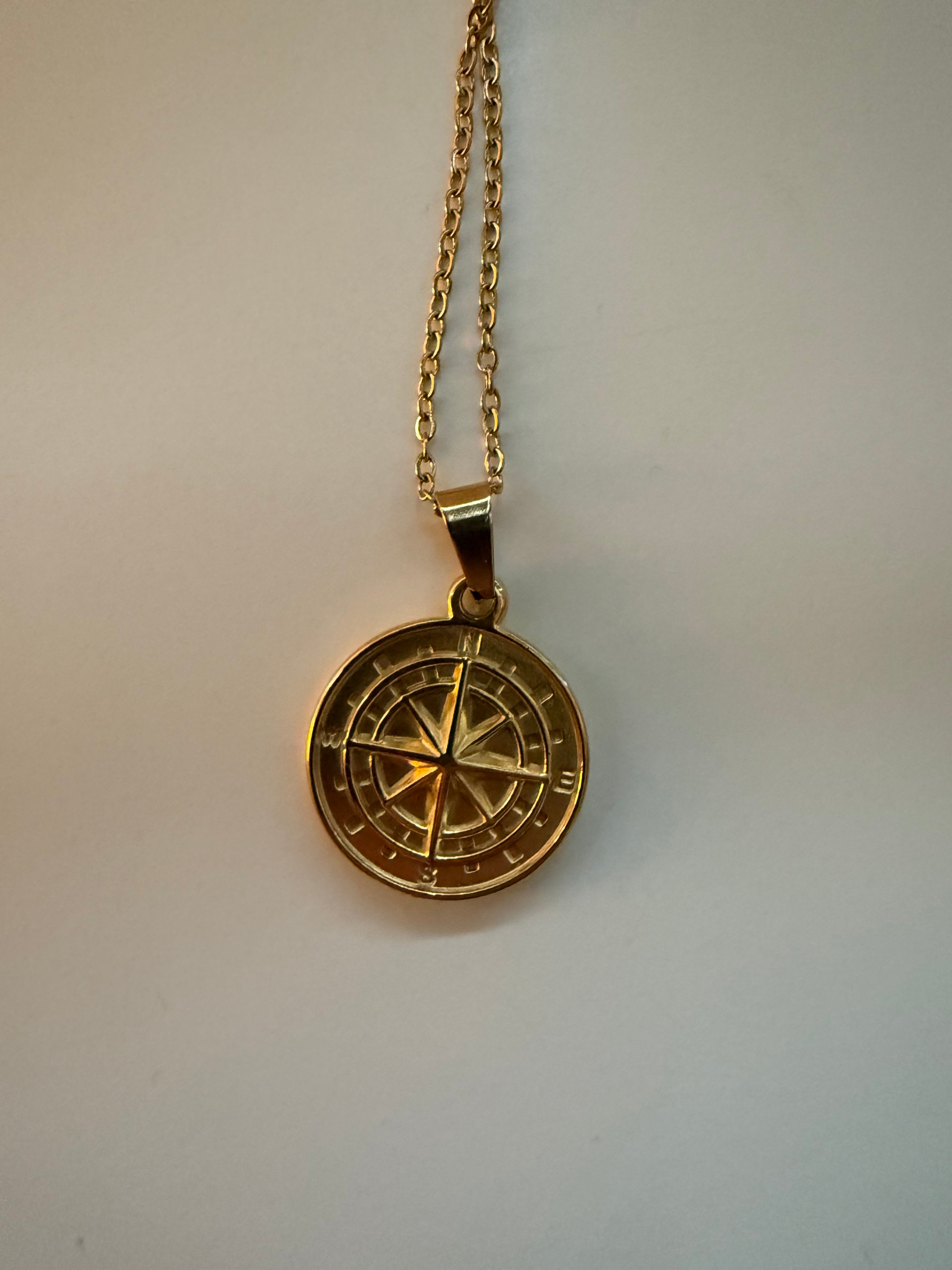 Compass Gold – Edle Kompass-Kette mit Bedeutung