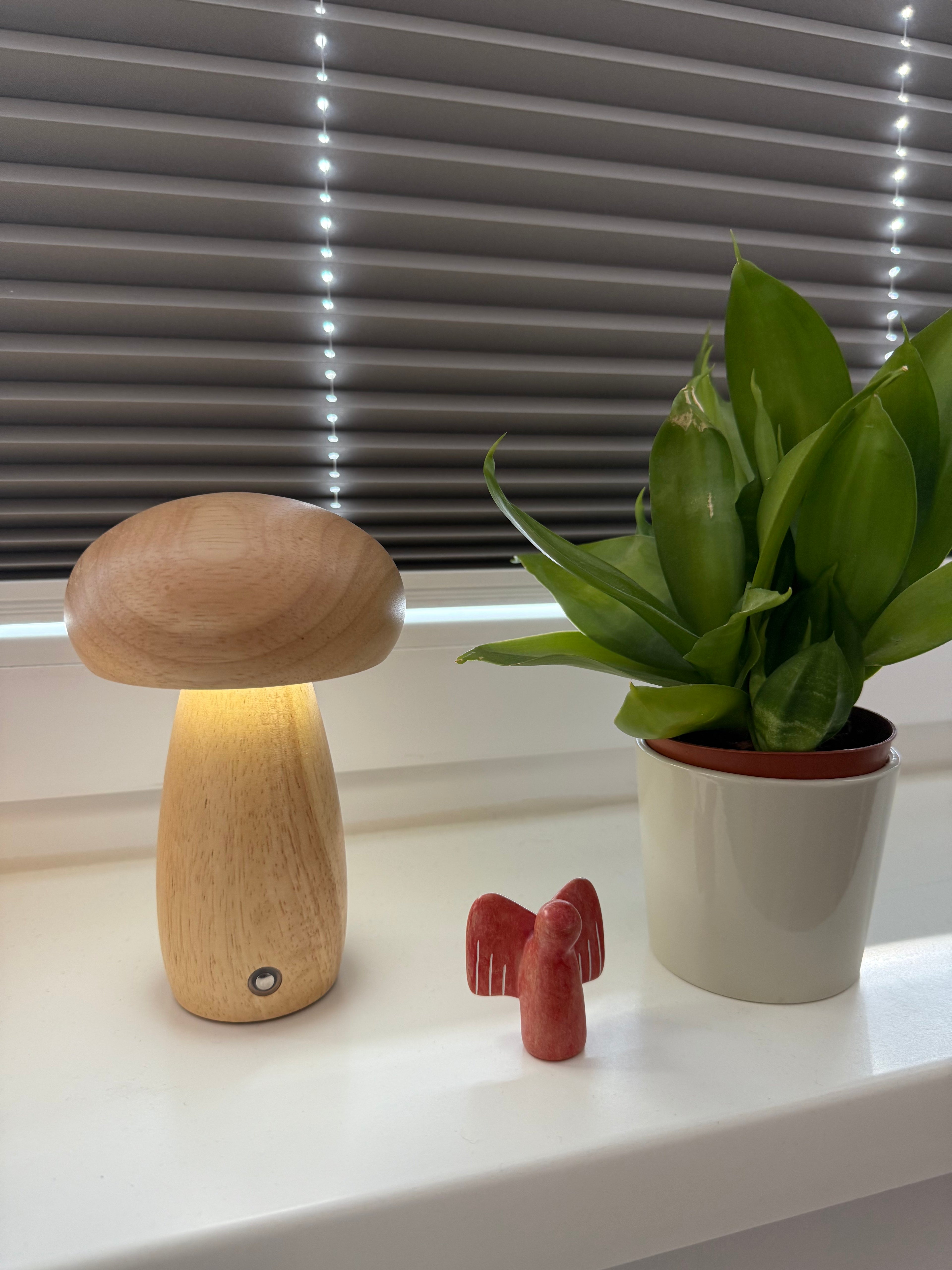 Mini Akku-Pilzlampe "Natural Light" - warmes Holzdesign