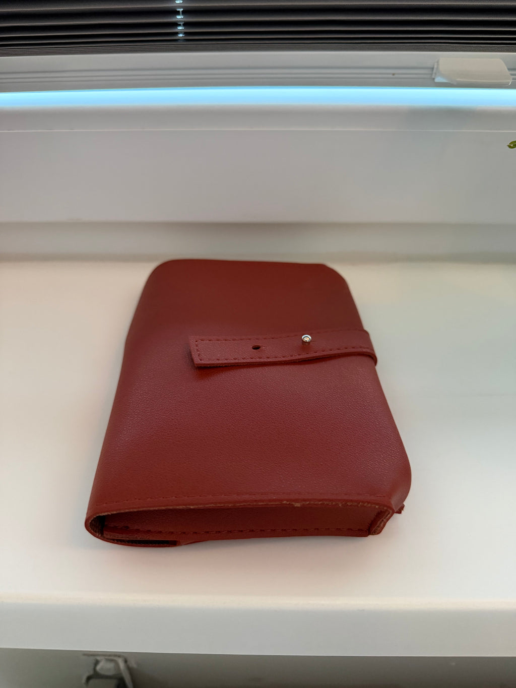 Cable Mate - Braunes Kunstleder-Etui für Ladekabel