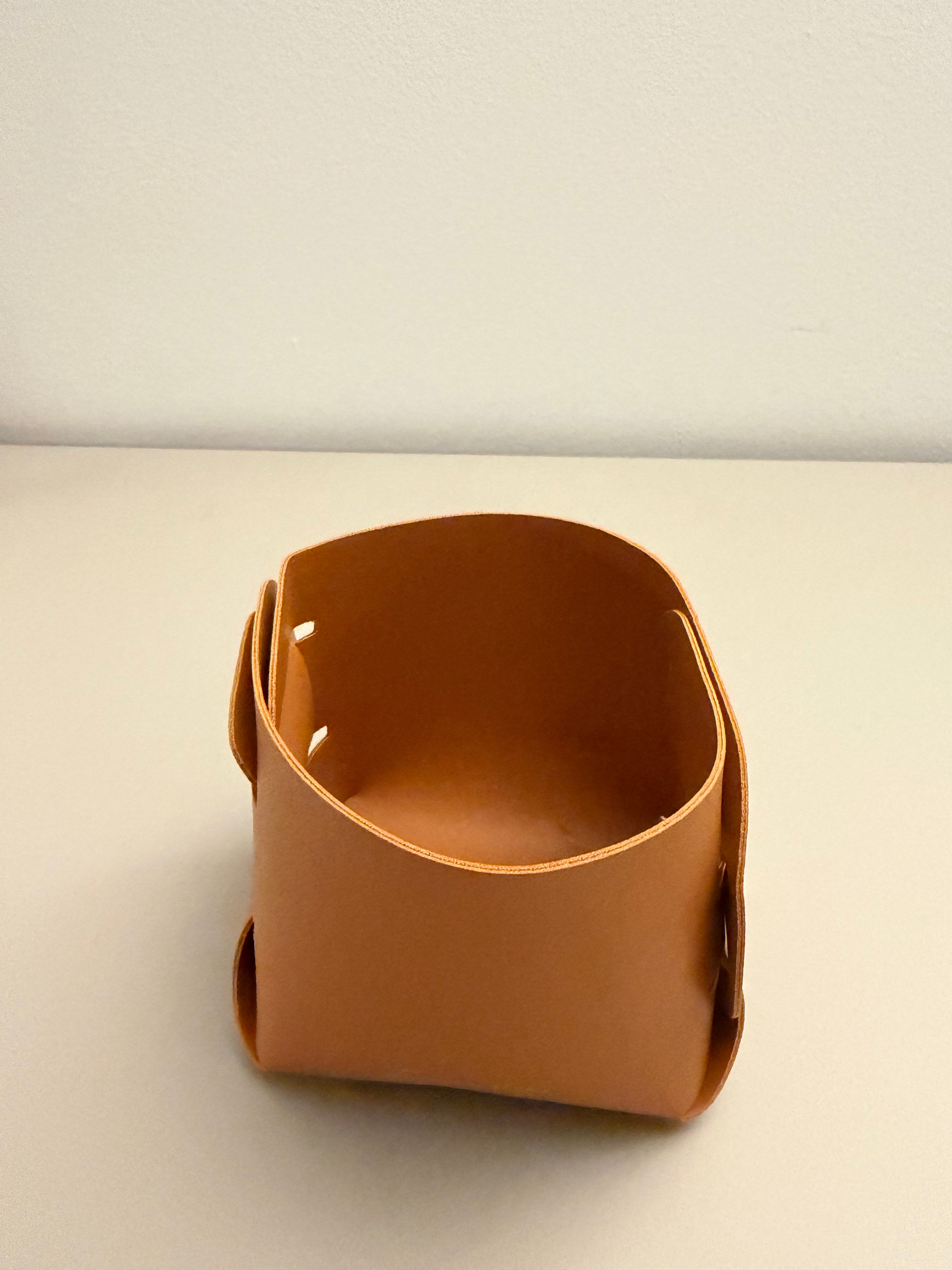 Love Sunshine – Lederoptik-Aufbewahrung in Cognac – Eleganter Organizer mit warmem Design