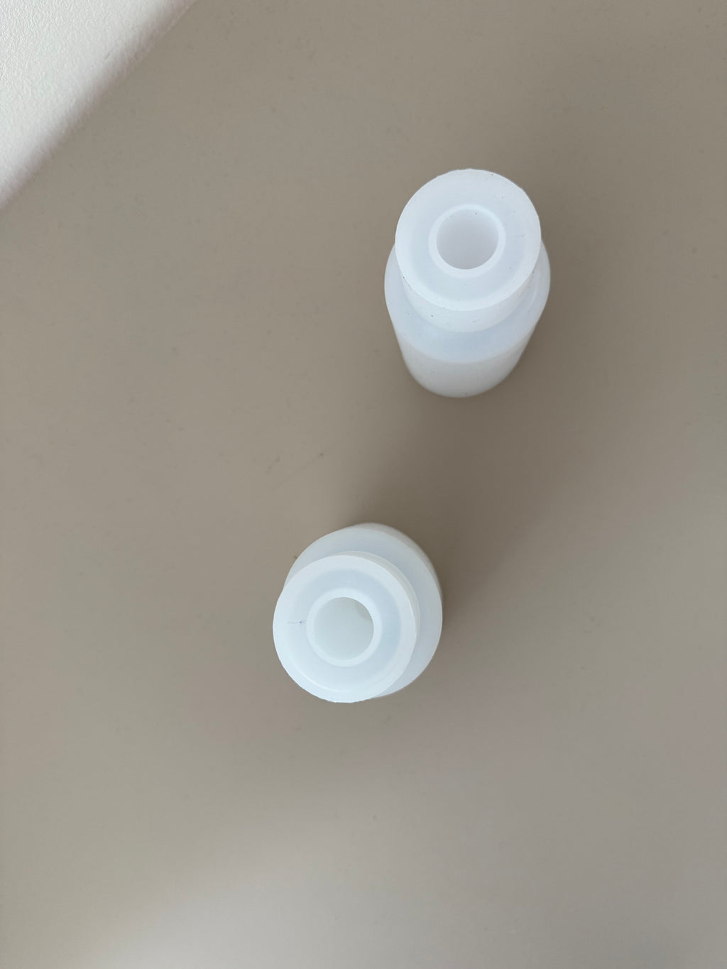 ClearDesk Duo – Transparentes Stiftehalter-Set (2 Stück)