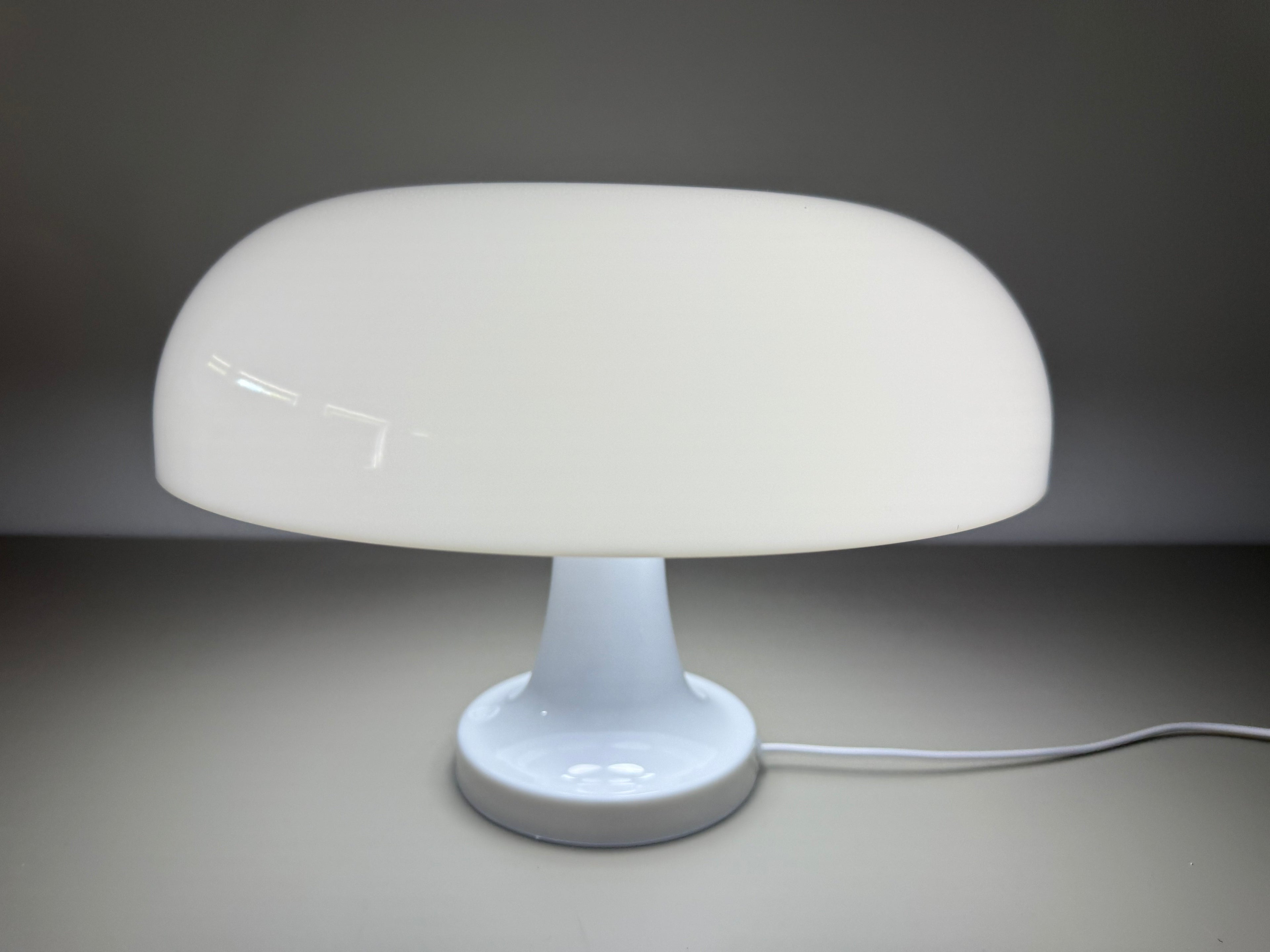 LumiShroom Classic - Weiße Pilzlampe mit Kabel