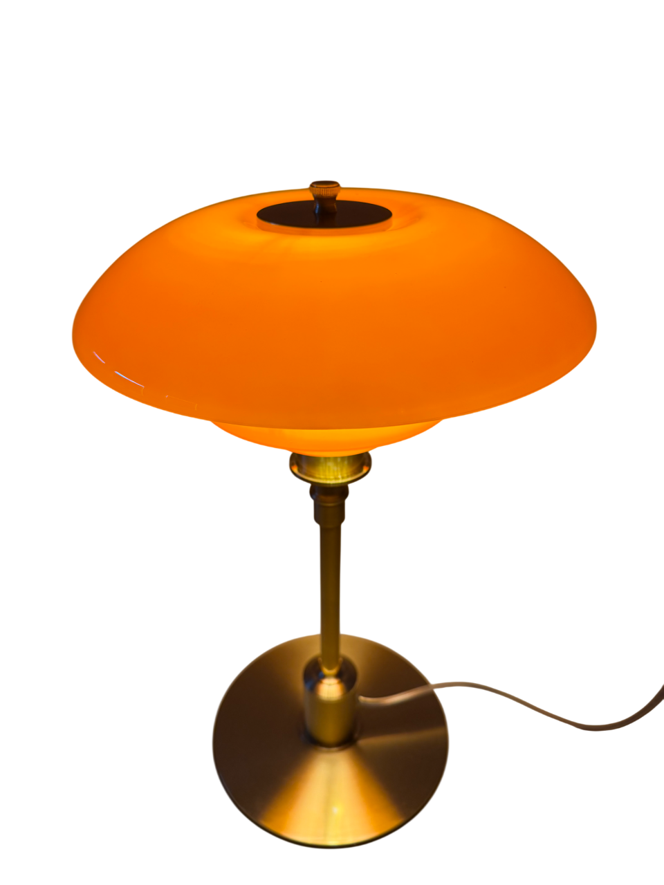 Aurora Brass Design-Tischlampe - Warmes Licht in Bernstein & Gold